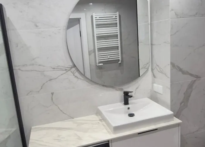 - Roosevelta - Parking *